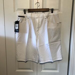 adidas Golf Shorts. Size 34. NWT